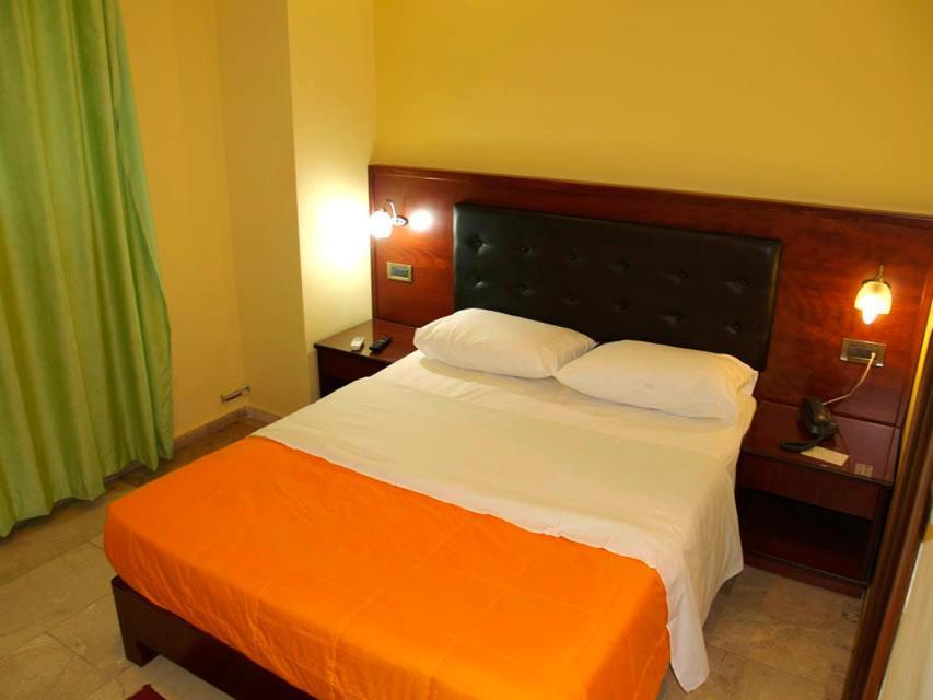 Hotel Filoxenia Chania  Buitenkant foto