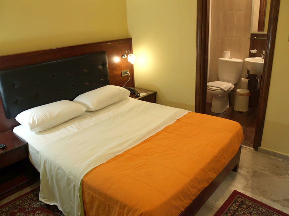 Hotel Filoxenia Chania  Buitenkant foto