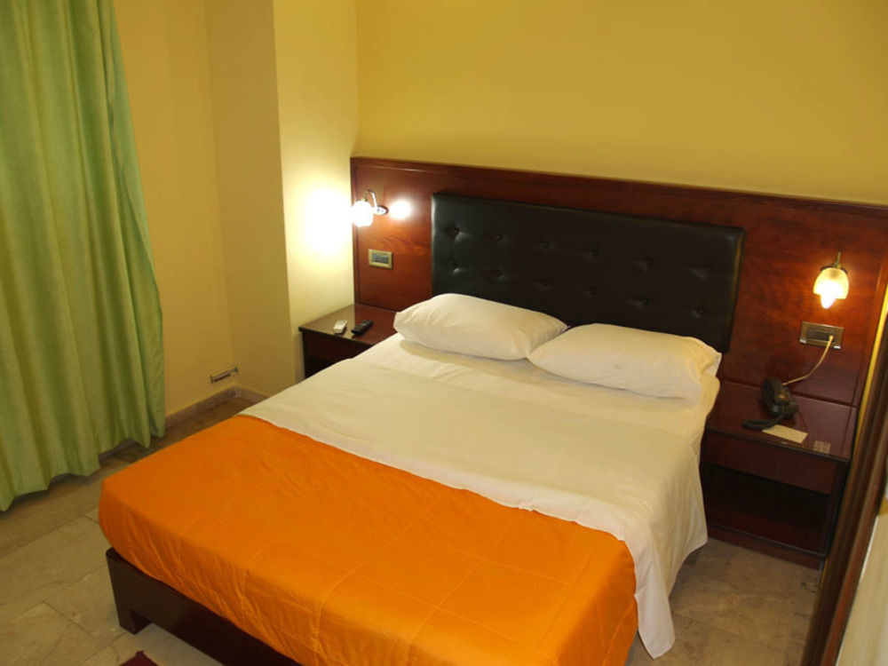 Hotel Filoxenia Chania  Buitenkant foto